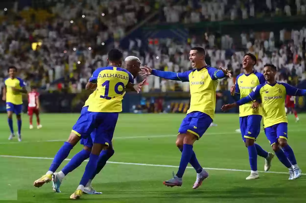 وليد عبد الله يضرب محترف النصر الجديد