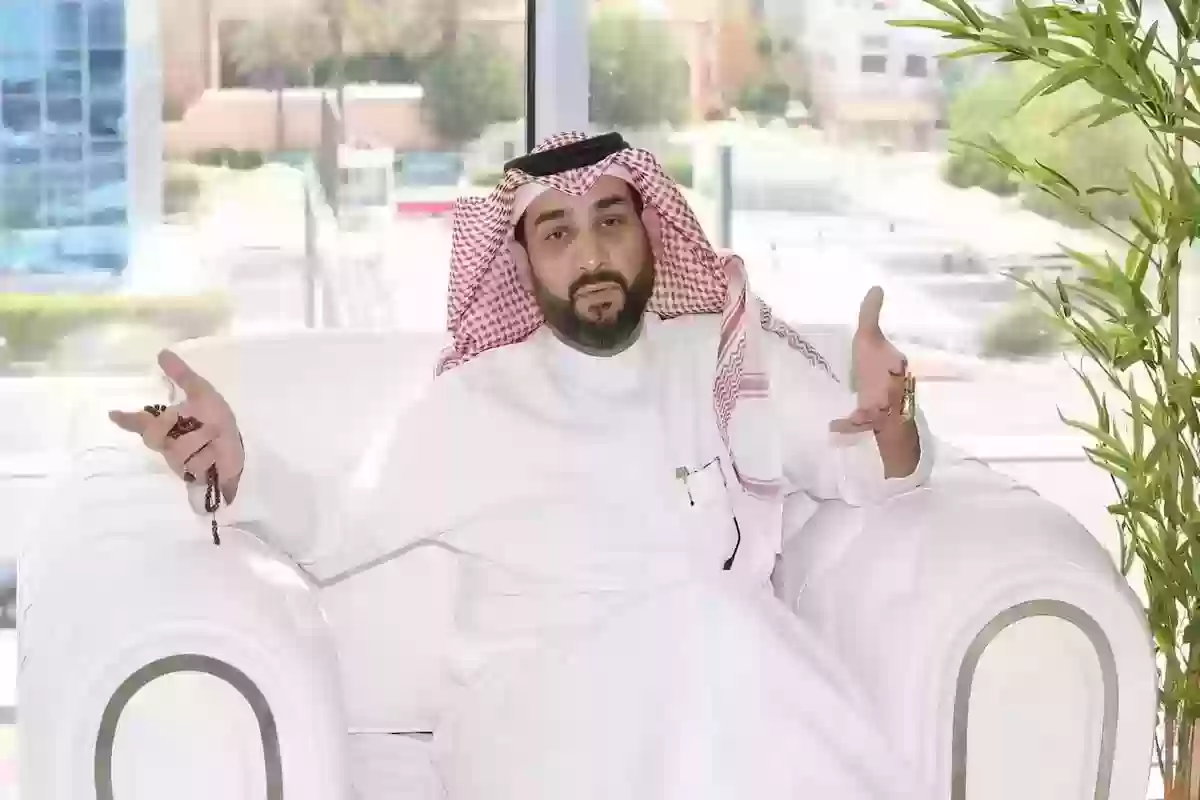 تصريحات نارية من العيسى حول قرار التأجيل مع الهلال